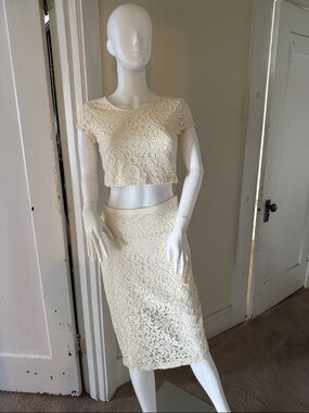 Express Cream Lace Pencil Skirt and Cream Lace Crop Top
